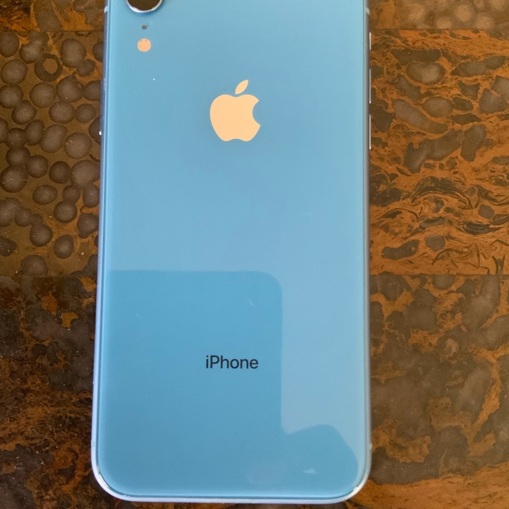iPhone XR